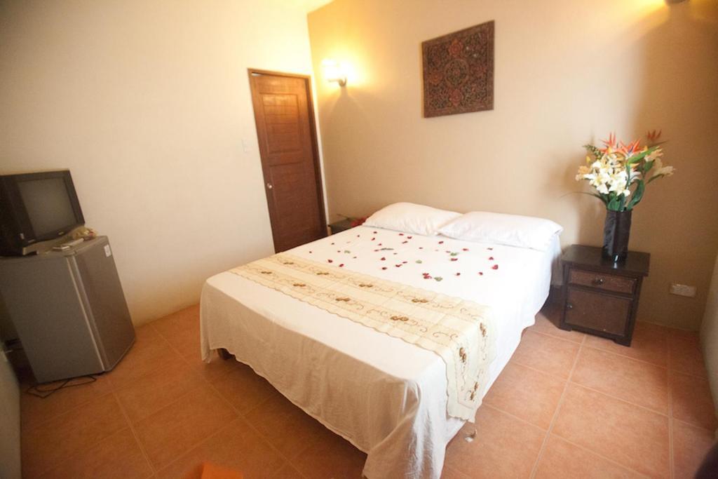 Balabag  Boracay Ocean Bay Hotel מראה חיצוני תמונה